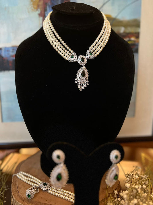Emerald Pearl Set
