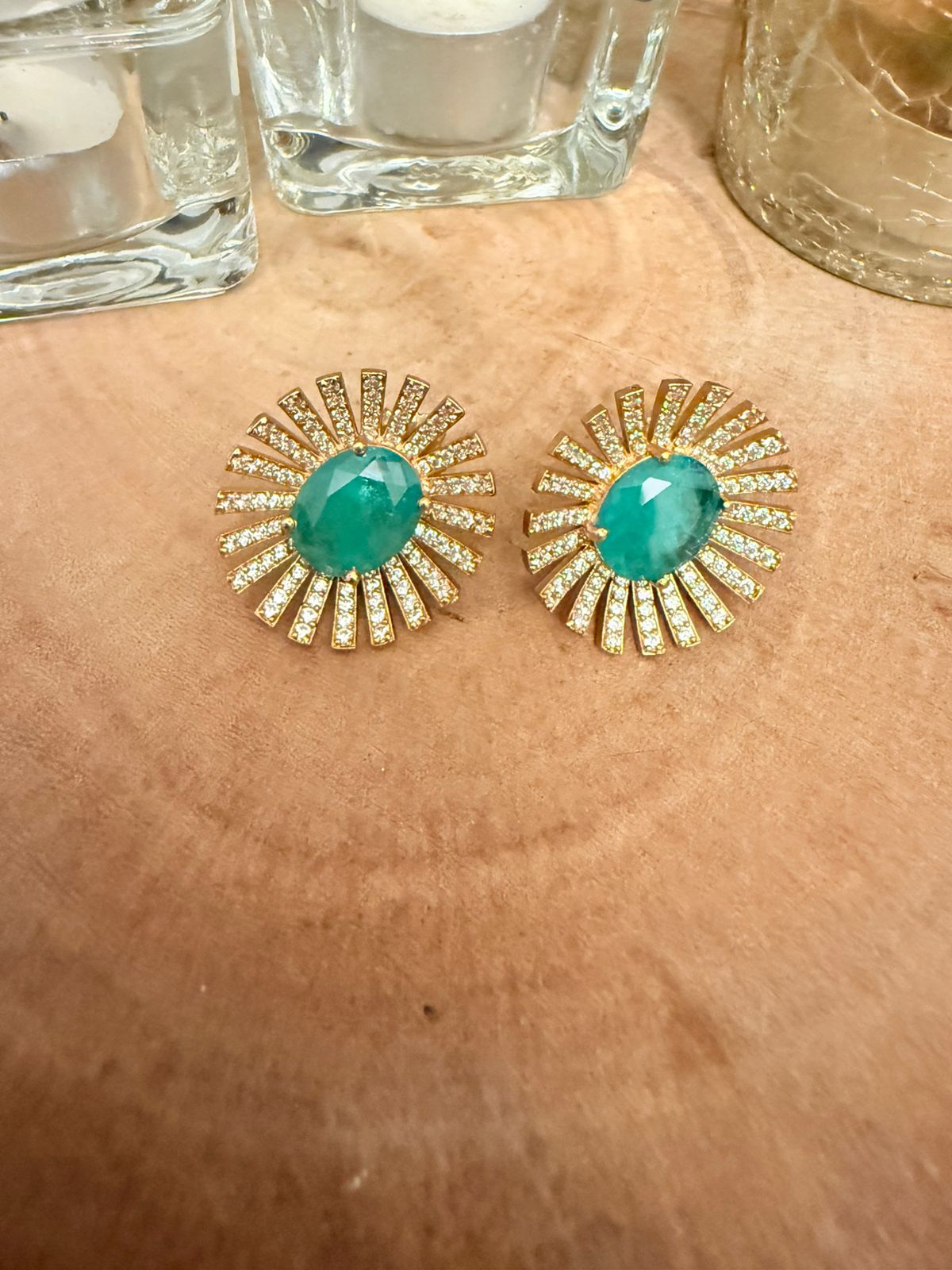 Zareen Emerald Sunburst Stud Earrings